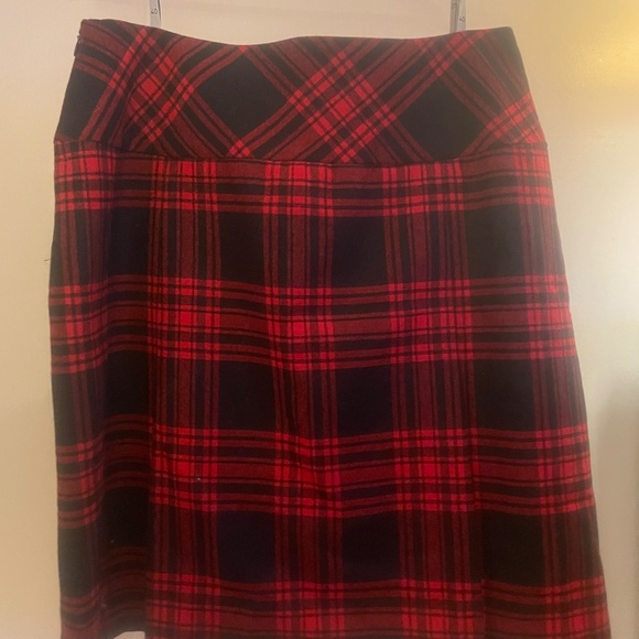Plaid Skirt - Picture 3 of 5